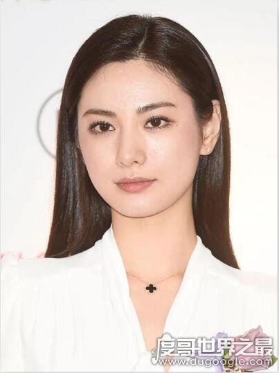 林珍娜整容前照片曝光，世界第一美女竟整出来的(网友直呼不敢认)