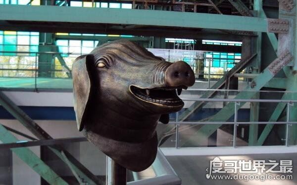 圆明园十二生肖恐怖遭遇，火烧洗劫流落国外（至今仍有生肖未回国）