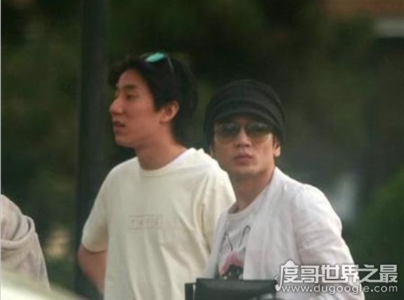 王烁怎么说球球，球球一句最喜欢哥哥就可以看出(兄弟情深)