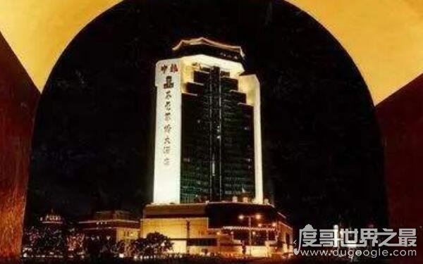 东莞华侨酒店灵异事件怎么回事,传闻曾闹鬼(目前人去楼空)