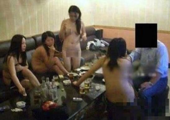 LOL游戏主播伊芙蕾雅结婚,斗破苍穹作者天蚕土豆
