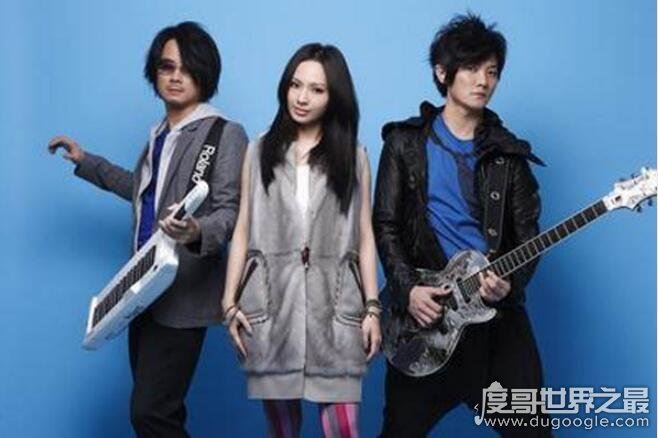 飞儿乐队为什么散了,主唱Faye被“退队”(已找新主唱替代)