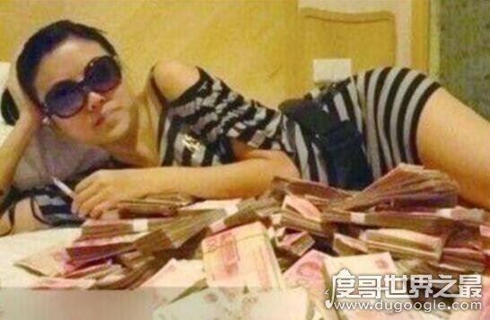 娱乐圈明星吸毒名单，柯震东张默房祖名吸毒兄弟