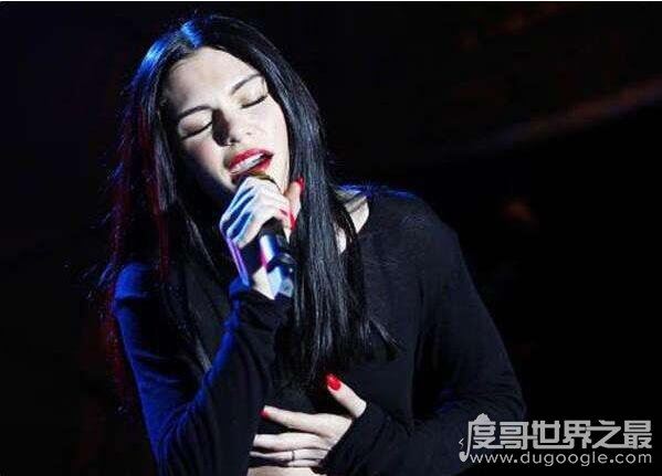 结石姐jessie j为什么不红,英伦二姐有心脏病无力发展市场