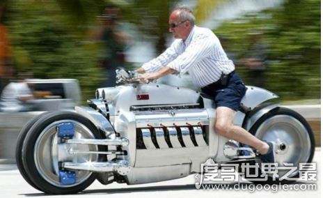 世界上最快的摩托车道奇战斧，百公里加速仅2.5秒(时速676Km/h)