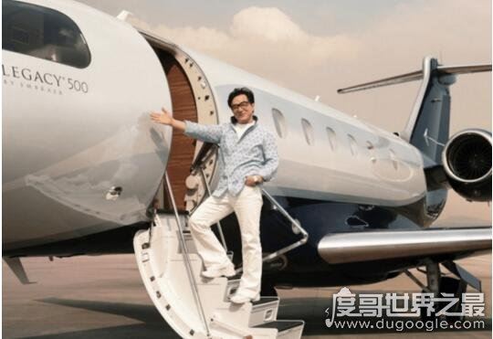 成龙私人飞机用一次50万，又花40亿购第二架飞机