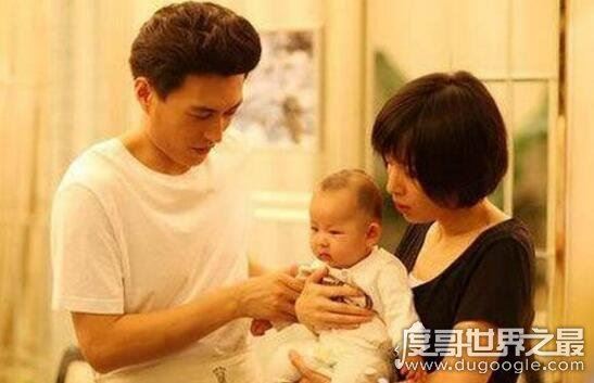 靳东的第一任老婆江姗姐弟恋，靳东回应江珊绯闻