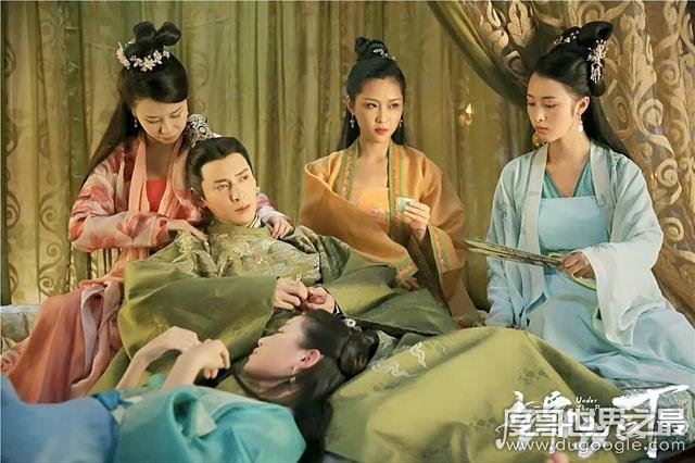 《锦衣之下》六寸六是多大的脚,约定于22厘米(穿34码鞋)