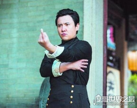 硬照鬼才沈腾,风格独特的他不说话也搞笑(一本正经的搞笑)