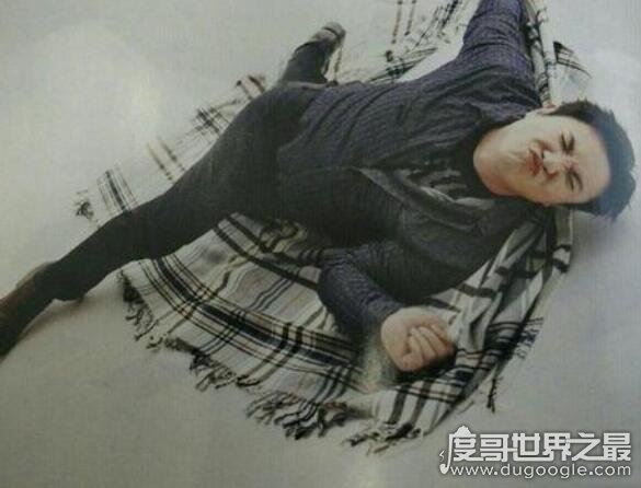 硬照鬼才沈腾，风格独特的他不说话也搞笑(一本正经的搞笑)