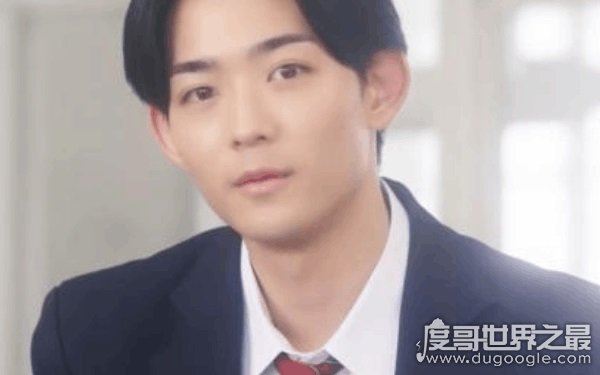 喉结并非敏感部位，为什么不能摸男生喉结（女生必看）