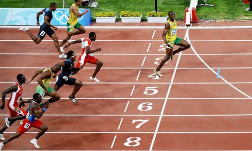 100米世界纪录是几秒，谁创造的记录（闪电飞人）