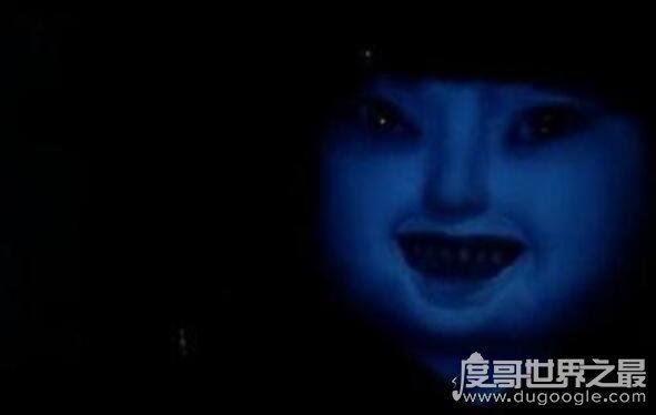 日本鬼娃娃花子的传说,惨死厕所的怨灵随时出现在你背后