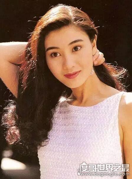 李嘉欣年轻颜值巅峰照，在古代能撑起一整栋青楼(太美了)