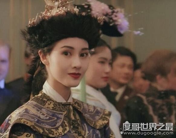 李嘉欣年轻颜值巅峰照，在古代能撑起一整栋青楼(太美了)