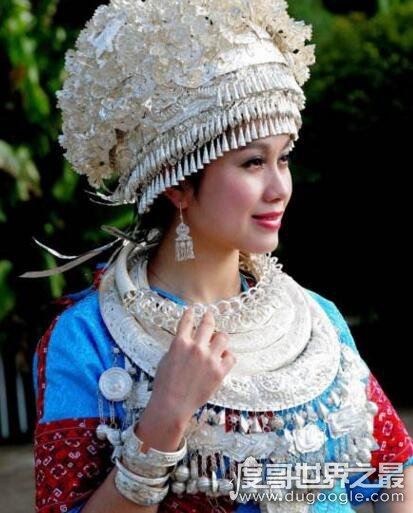 中国十大苗族美女，最美苗族形象大使杨一方惊艳