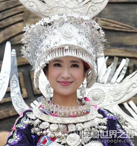 中国十大苗族美女，最美苗族形象大使杨一方惊艳