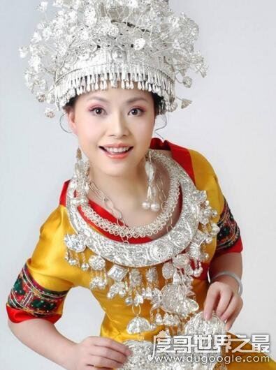 中国十大苗族美女,最美苗族形象大使杨一方惊艳
