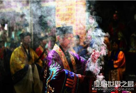 张天师是谁，天师道创始人/传说中道教四大天师之首的张道陵