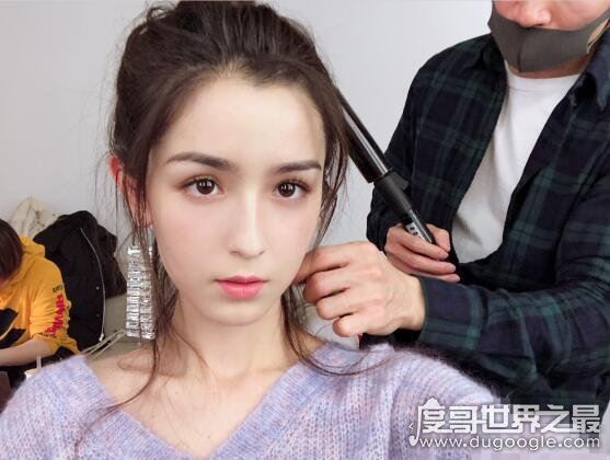 新生代新疆第一美女，哈尼克孜个人资料介绍(超美照欣赏)