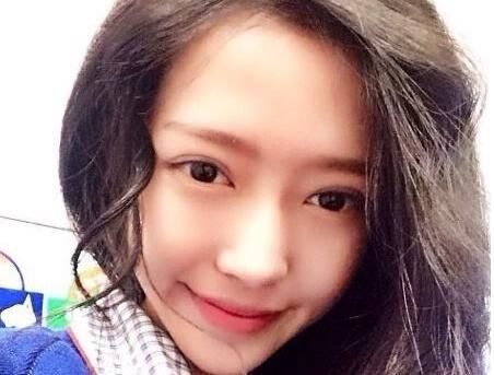 越南最美女大学生中国走红，已俘获一大批宅男(组图)