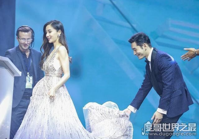 黄晓明和baby什么时候离的婚，从黄晓明举动就能看出(没离婚)