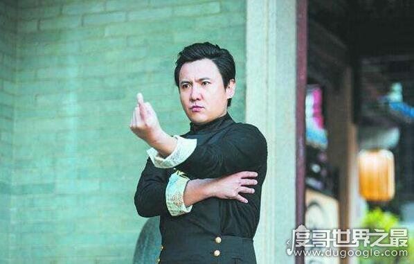 沈腾年轻时帅气照片欣赏,20岁的他颜值爆表(被岁月摧残)