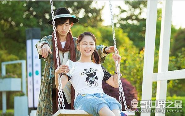 郭俊辰求婚谭松韵，两人合作《旋风少女》剧照(私下不是情侣)