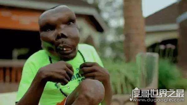 最令人呕吐的丑男照片，最丑男人竟然生了8个孩子