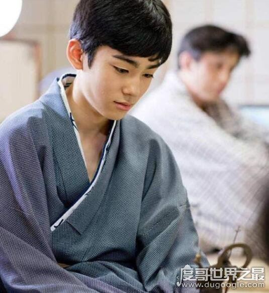 日本第一美少年,藤间斋的未婚妻身份揭秘(家世背景强大)