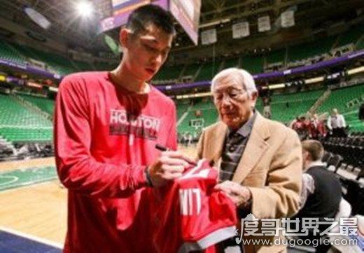 NBA史上第一个亚洲球员，三阪亘(揭露球员欺压新手黑幕)