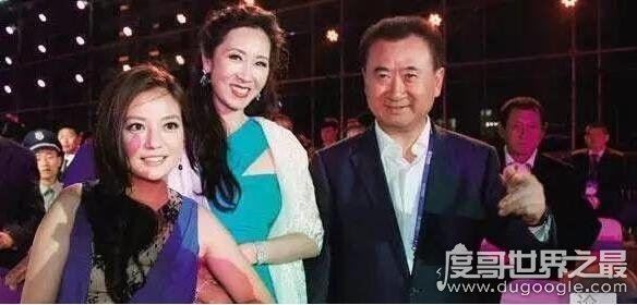 为什么网友说赵薇恐怖，特殊的强大背景将人赶尽杀绝