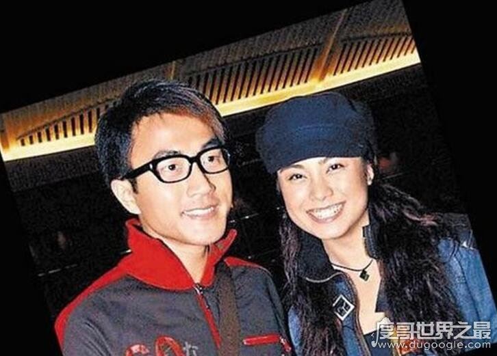 刘恺威结过几次婚？就和杨幂一次(网传2婚是假)