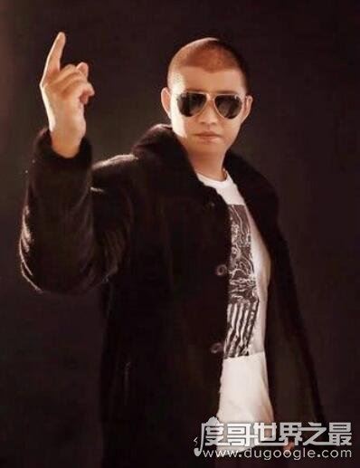 快手二驴为什么封号，直播内容低俗恶趣/满满负能量(出口成“脏”)