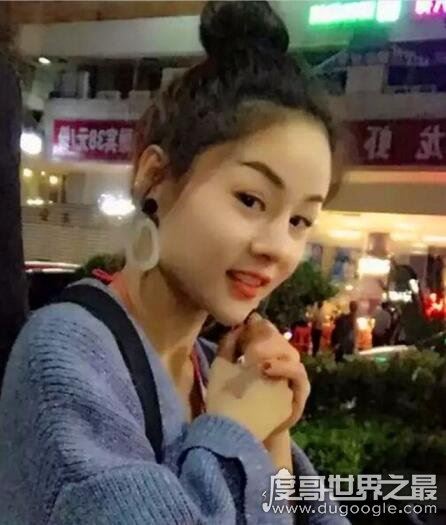 快手花姐的个人资料，因翻唱《等一分钟》爆火(长相酷似张柏芝)