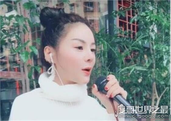 快手花姐的个人资料,因翻唱《等一分钟》爆火(长相酷似张柏芝)