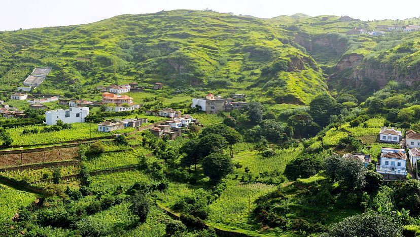 贵州藏字石，大石头的五个神奇大字是天然还是人为（真相揭秘）