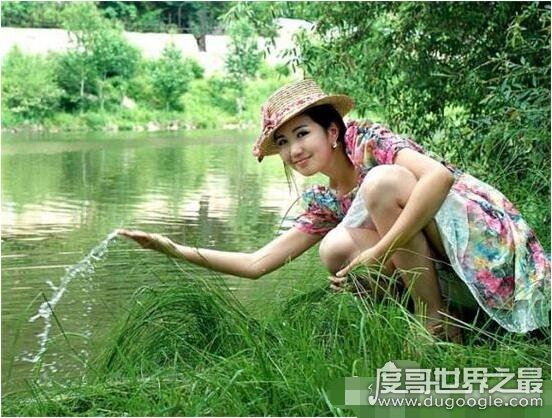 柬埔寨女人村背后的心酸故事，全都是无家可归的可怜女人