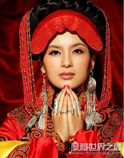 彝族第一美女，玛嘿阿依选美现场图片曝光(惊艳全场)