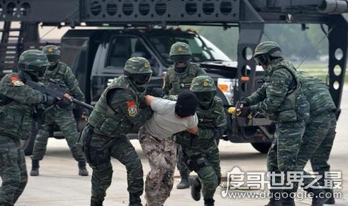 中国最厉害的特种部队，雪豹突击队(国字号反恐精英部队)