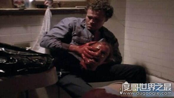 令人发指的hellokitty藏尸案，将头颅煮熟藏于玩偶