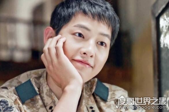 女生眼中公认的亚洲十大帅哥，他们每一位都让女生尖叫的长相