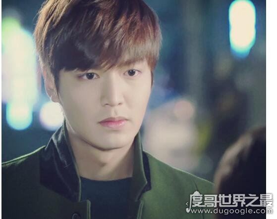 女生眼中公认的亚洲十大帅哥，他们每一位都让女生尖叫的长相