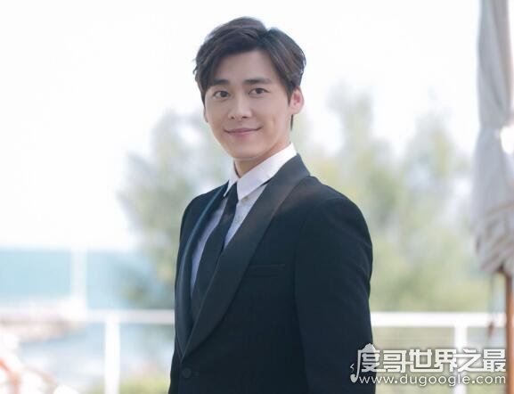 女生眼中公认的亚洲十大帅哥，他们每一位都让女生尖叫的长相