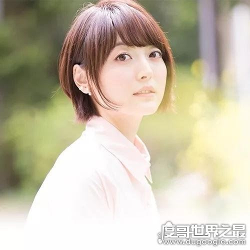 花泽香菜表情包，亚洲表情包三巨头之一(名气超过蒙娜丽莎的微笑)