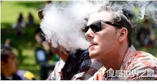 315晚会点名电子烟，电子烟危害一点都不比普通烟少