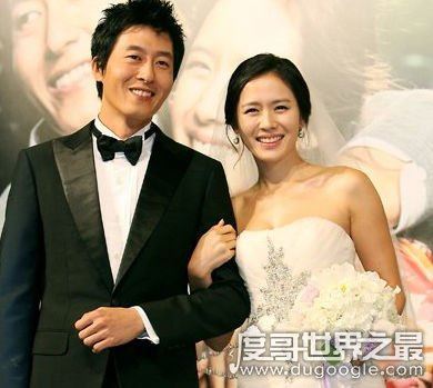 宅男女神孙艺珍老公曝光，与金柱赫甜蜜婚纱照