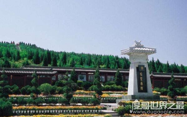 世界上最大的墓穴，秦始皇陵工程浩大前所未有（包括兵马俑坑）