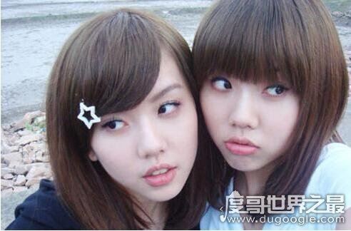 双胞胎组合BY2童年照曝光，超Q萌模样整容成现在的混血儿