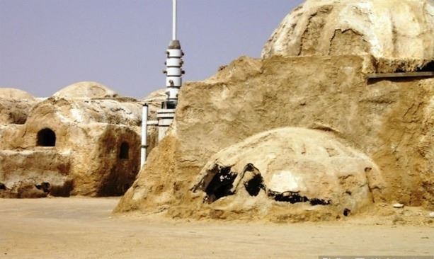 10个被废弃的电影场景，《大力水手》的场景变成主题公园